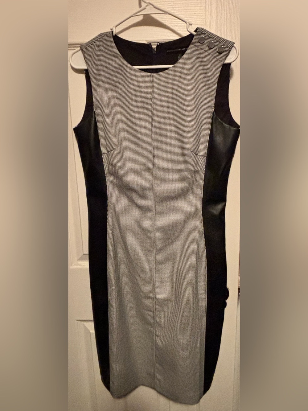 White House Black Market size 8